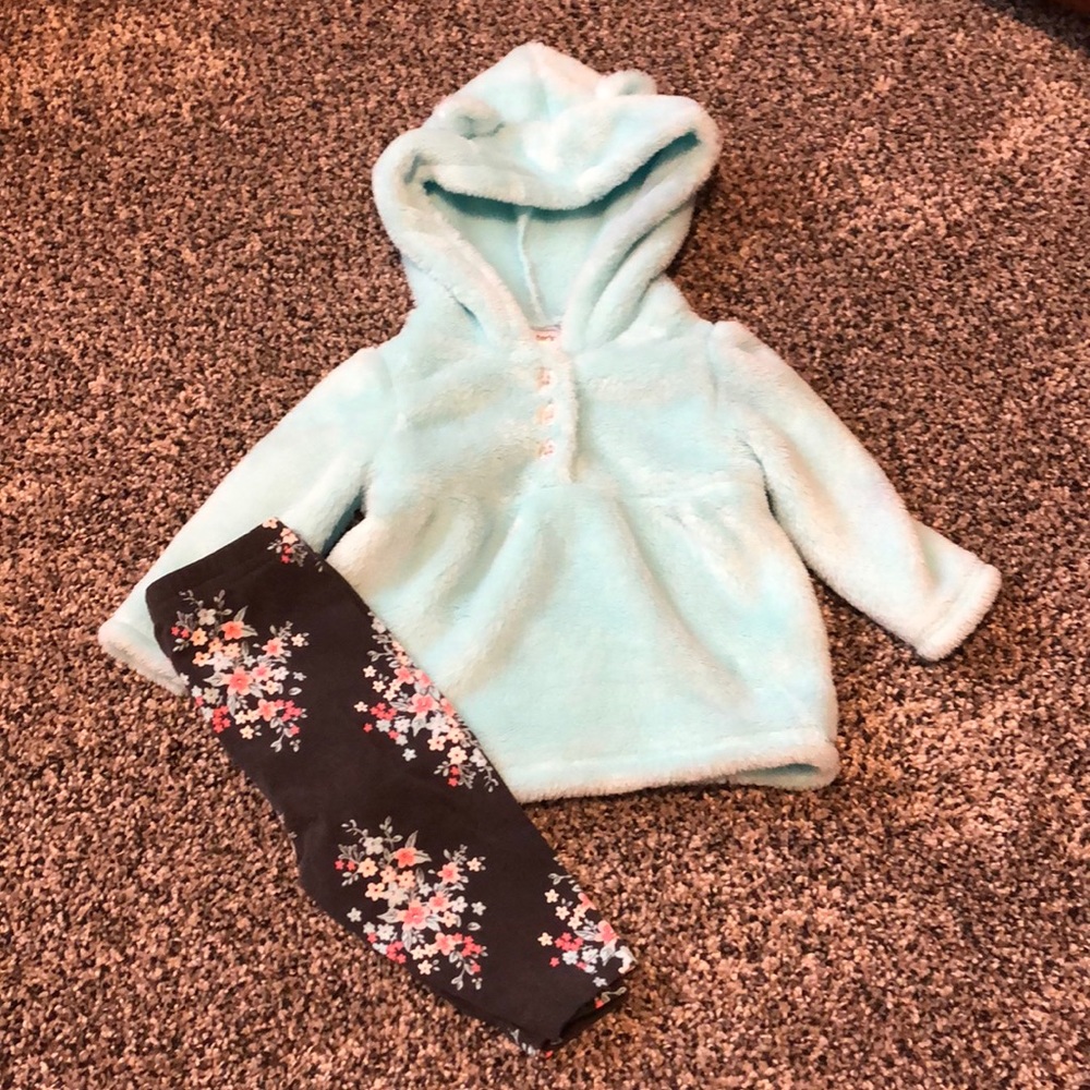 Carter’s Infant Outfit